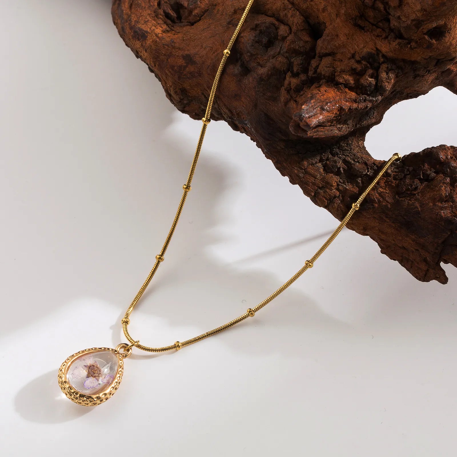 Drop-Light Purple Necklace