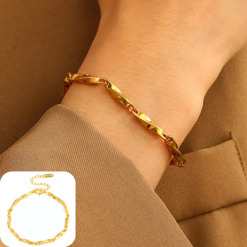 Minimal Twist Bracelet