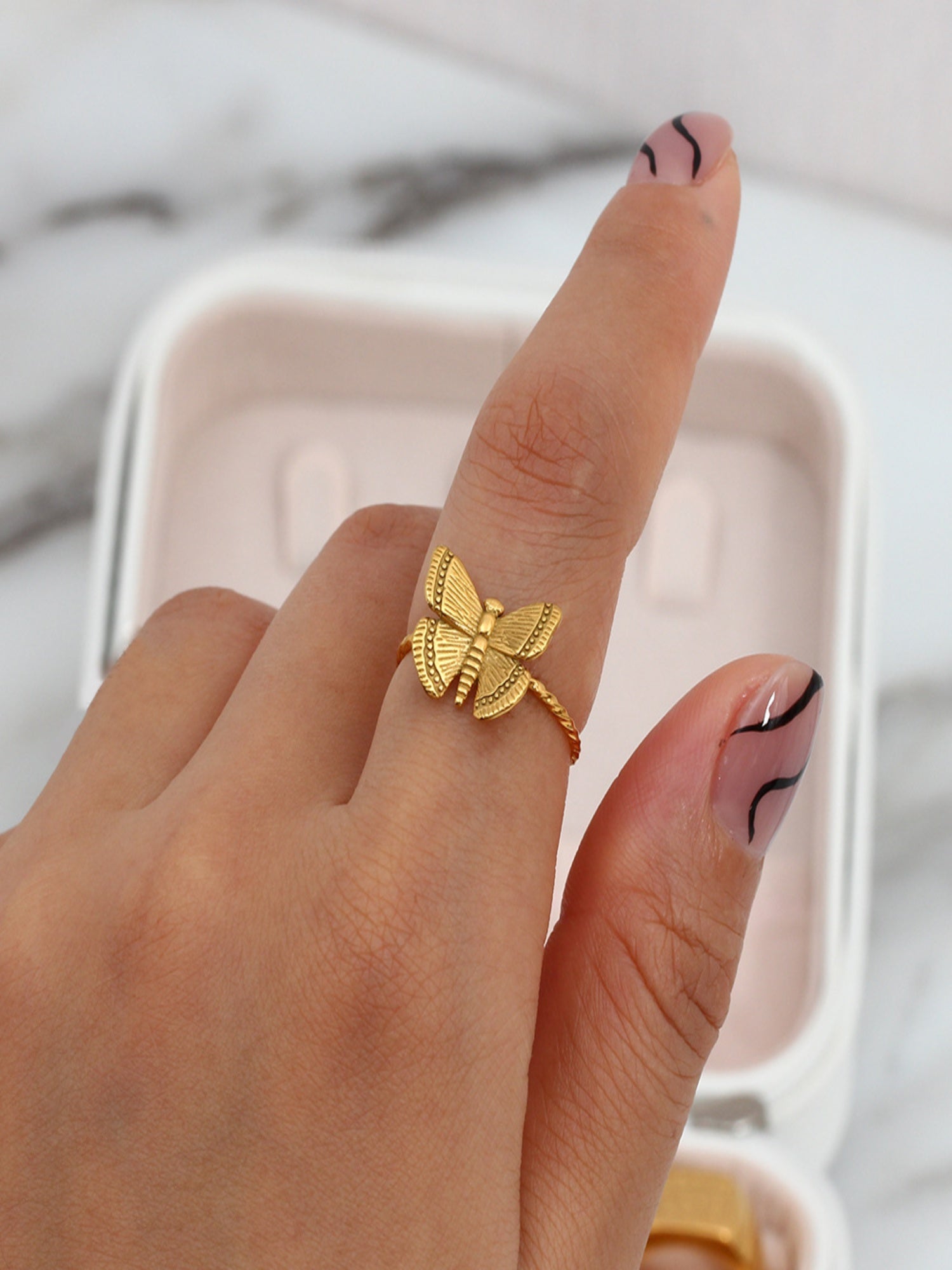 Lady Butterfly Ring - XtraSleek