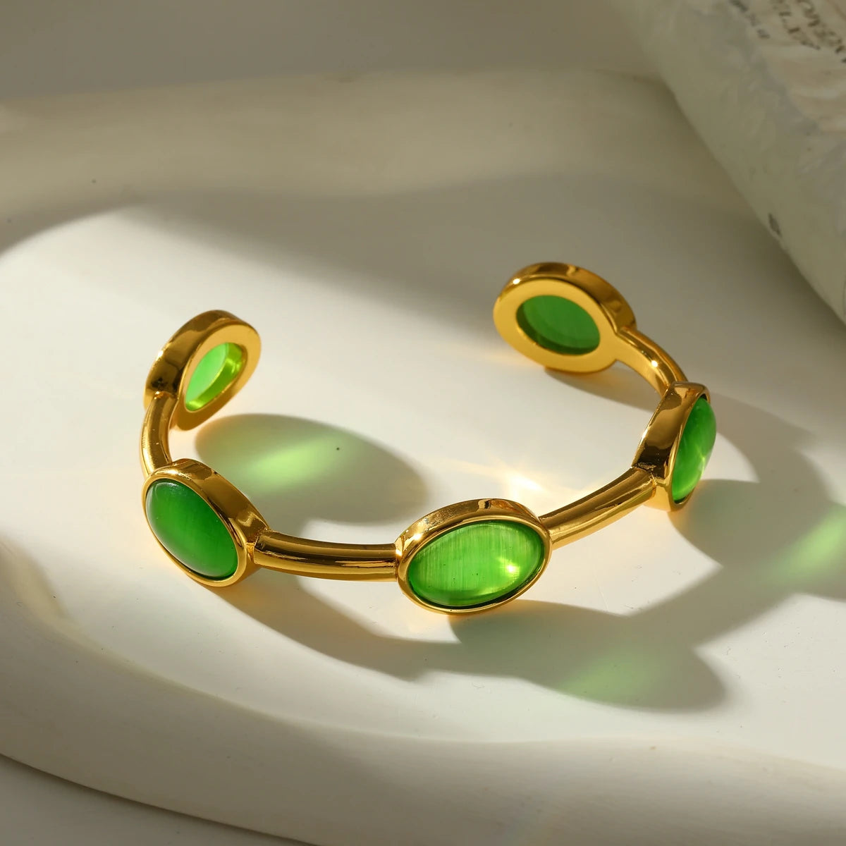 Emerald Link Bangle