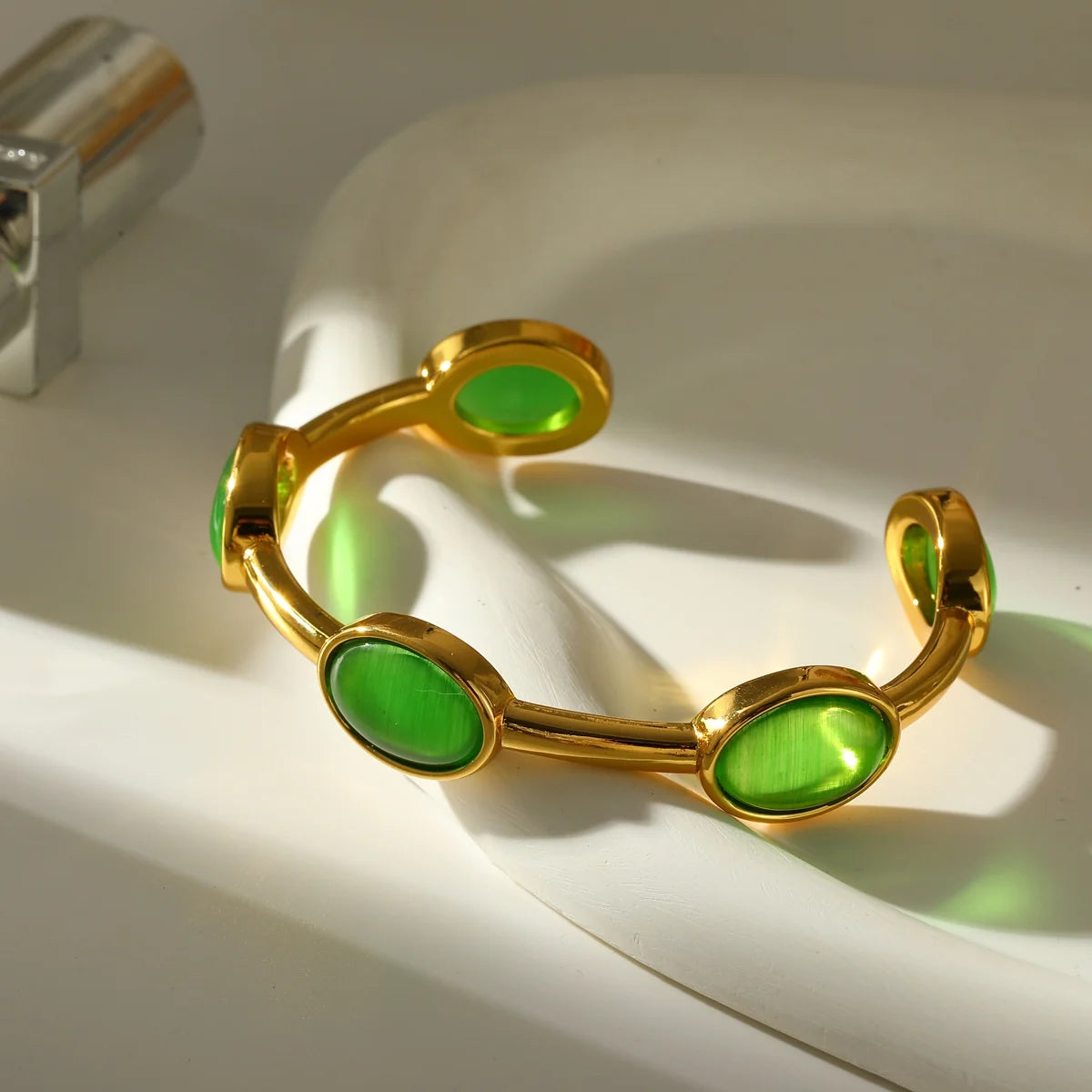 Emerald Link Bangle