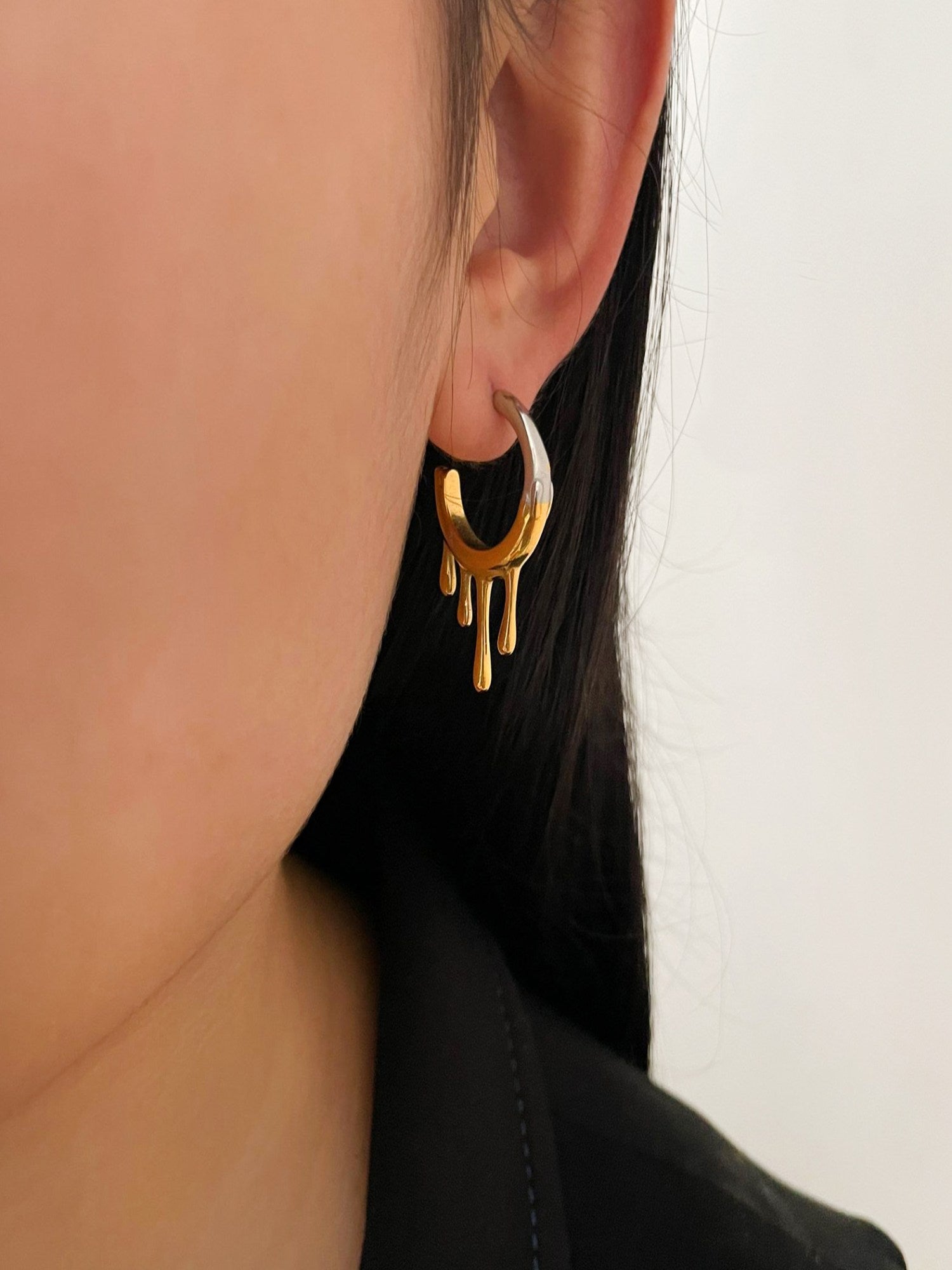 Liquid Gold Hoops - XtraSleek