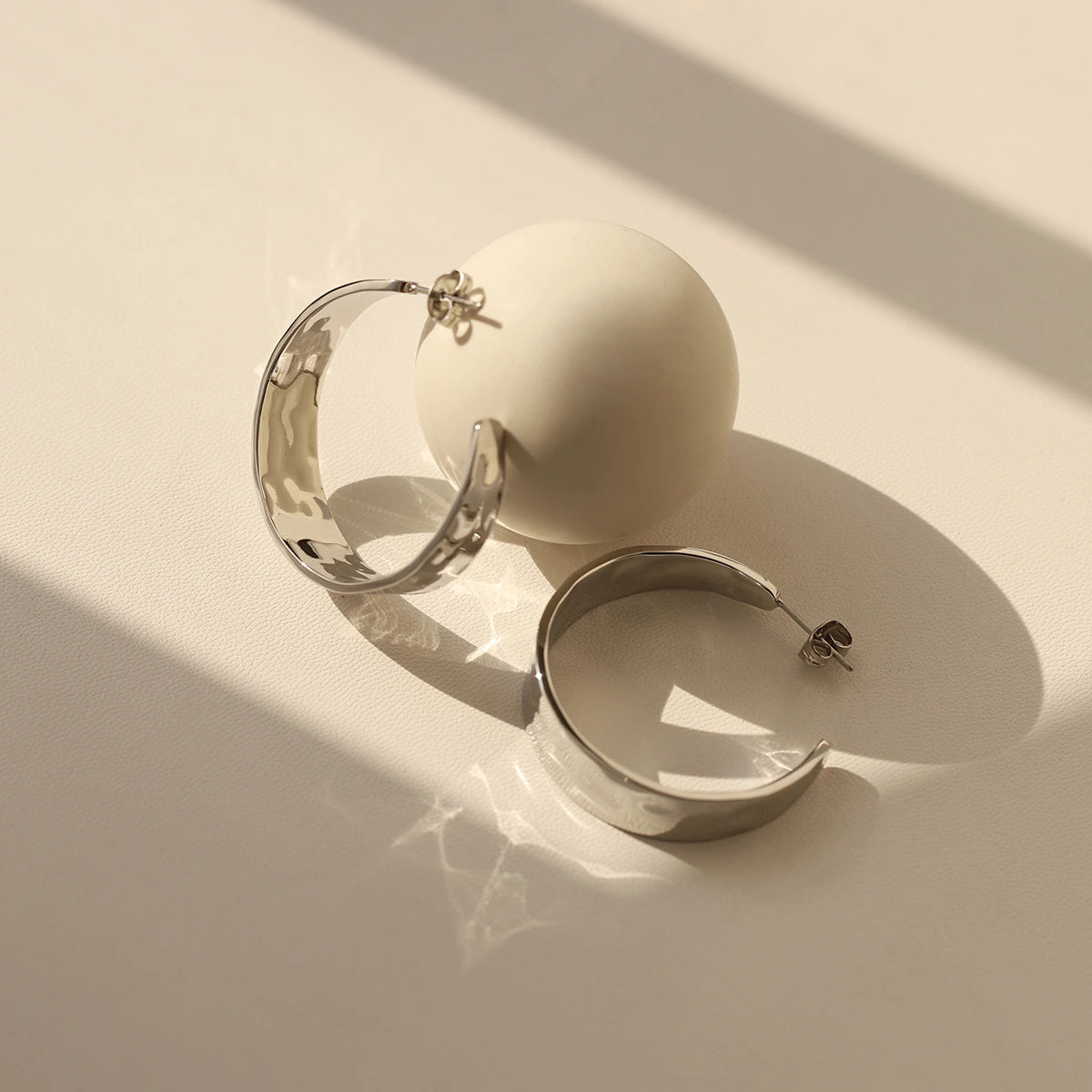 Molten Aura Hoops