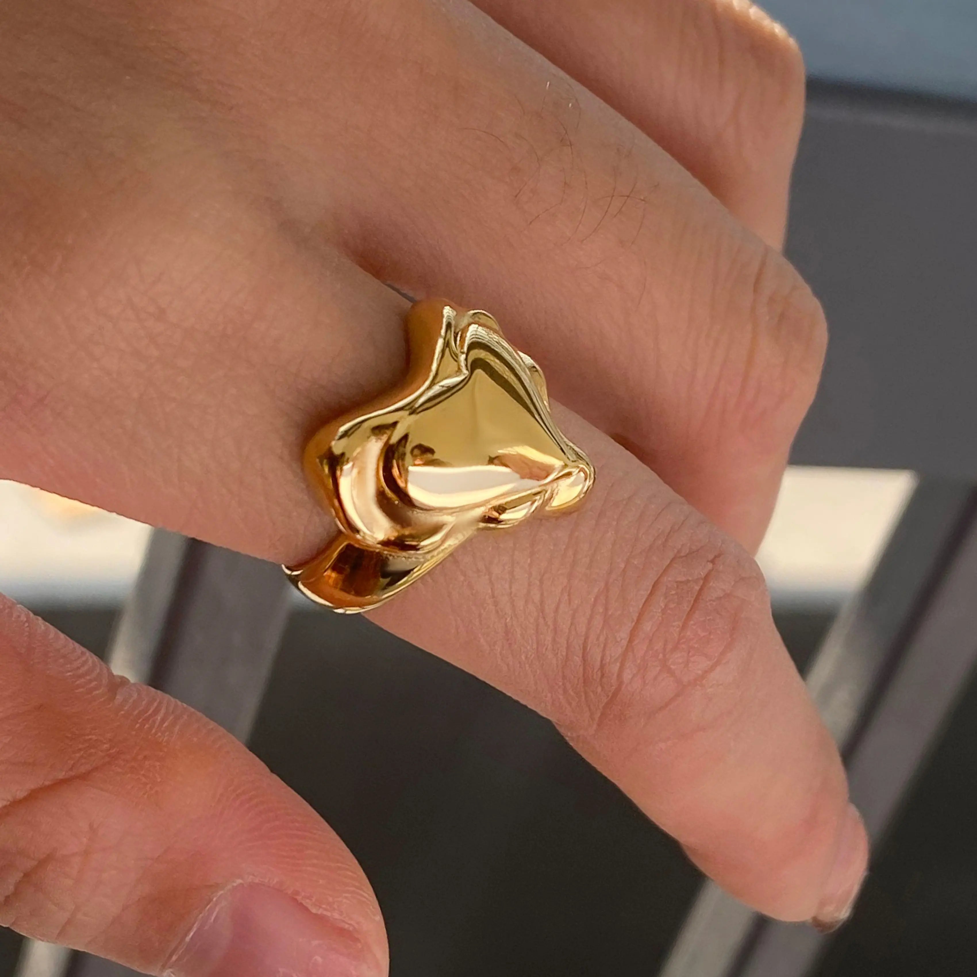 Aurora Form Ring