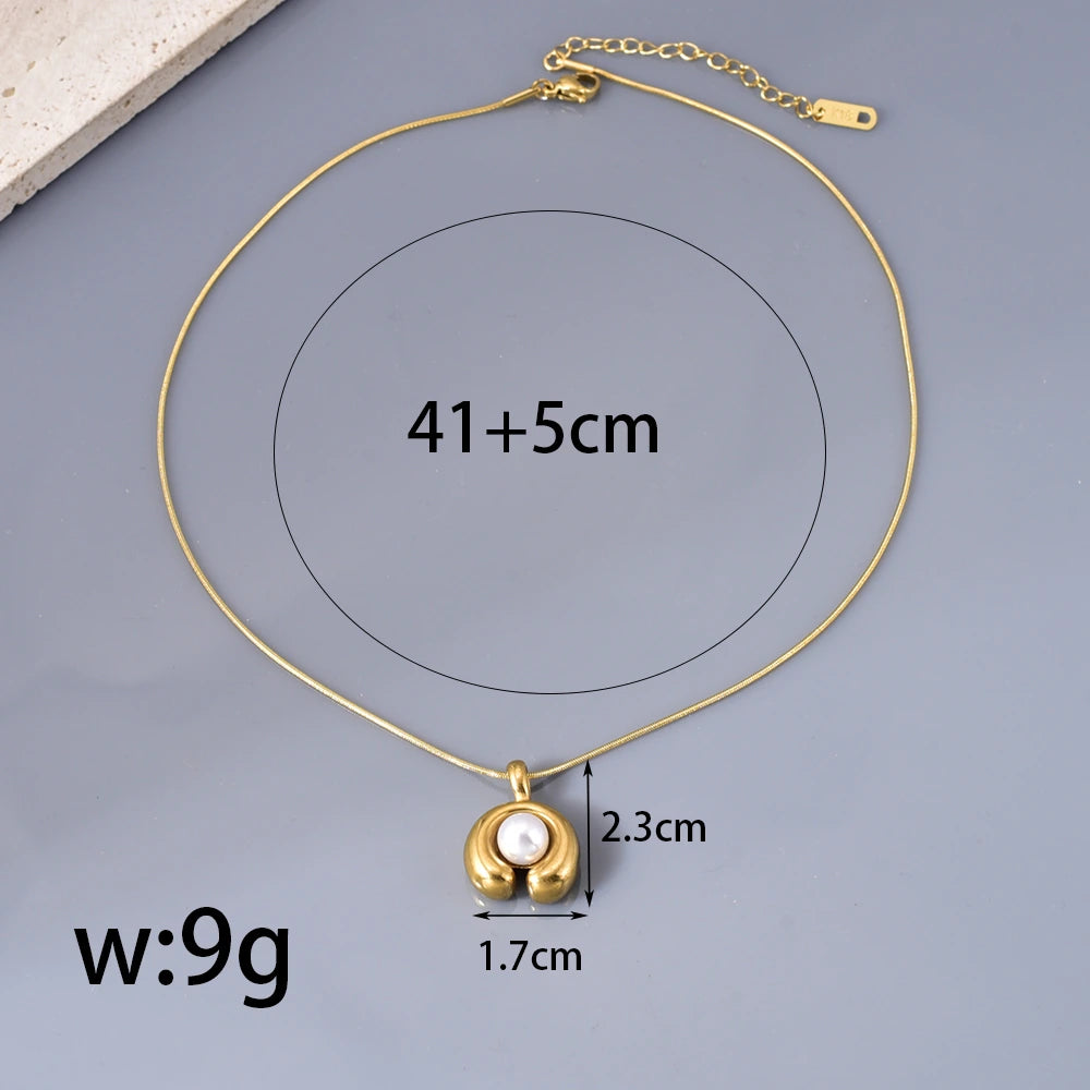 PearlNest Necklace