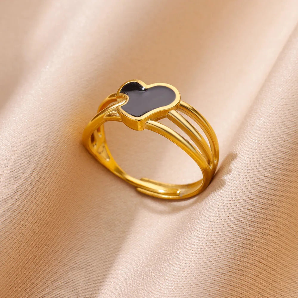 Noir Amour Ring