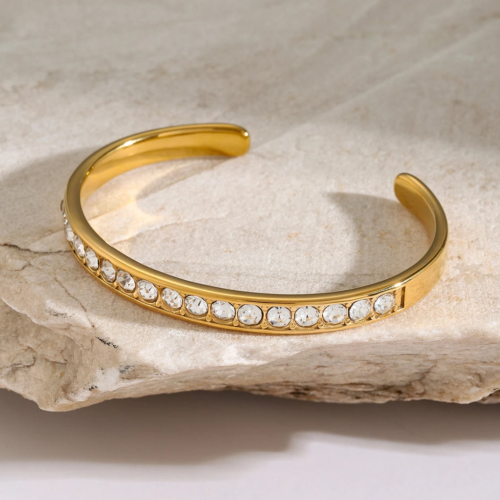 Pavé Edge Bangle
