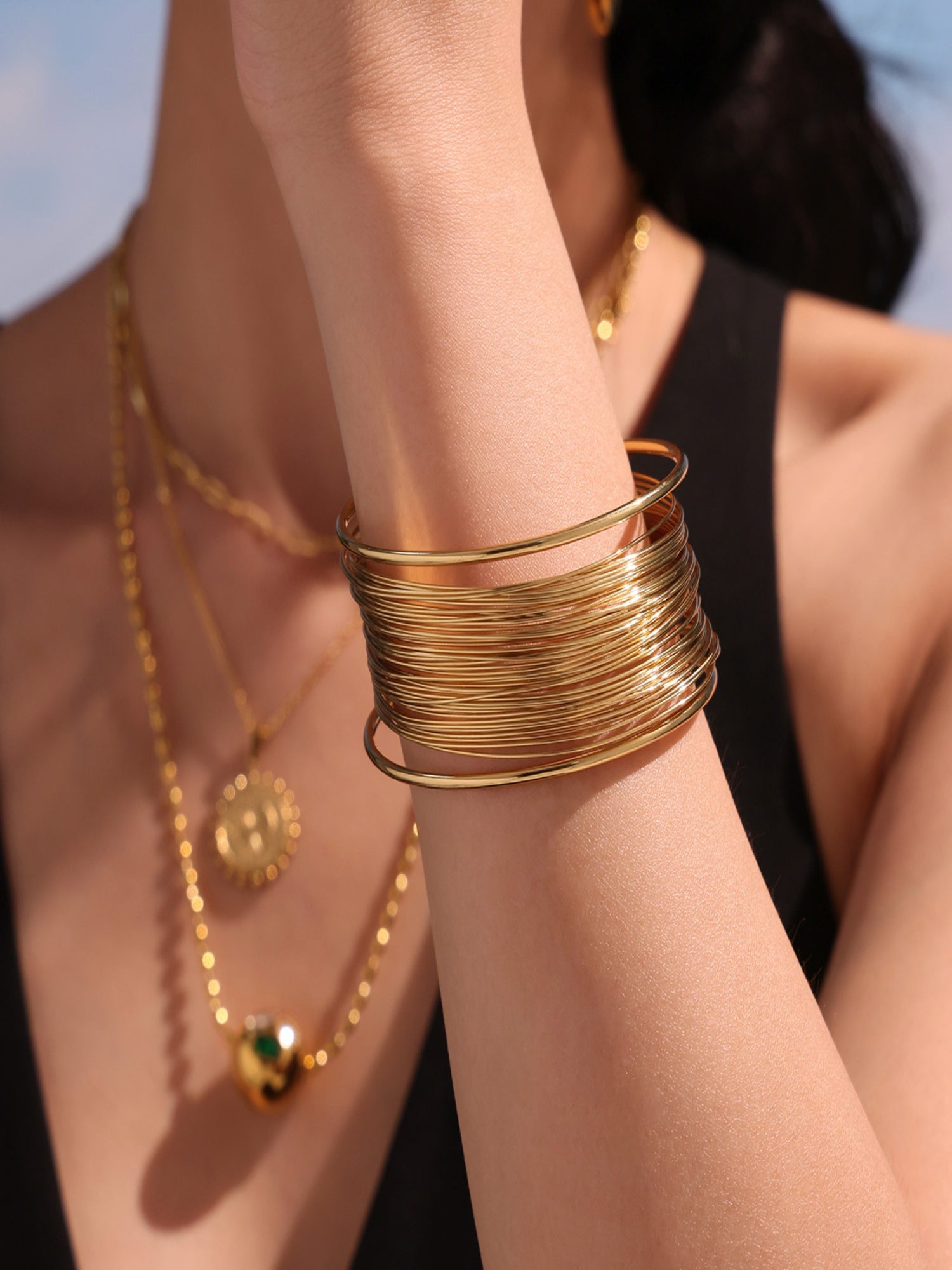 Sculpt Wire Bracelet - XtraSleek