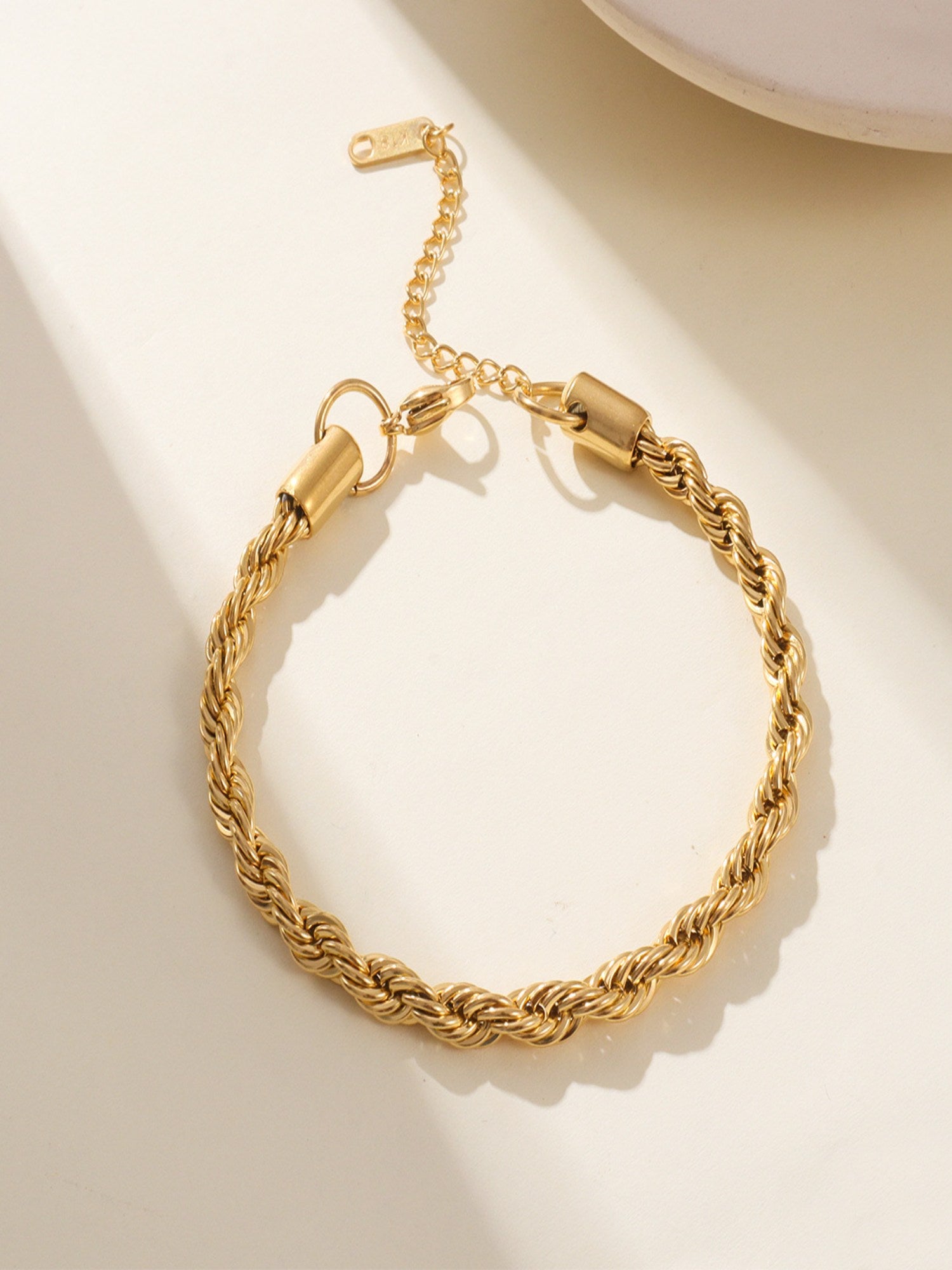 Twisted Bracelet - XtraSleek