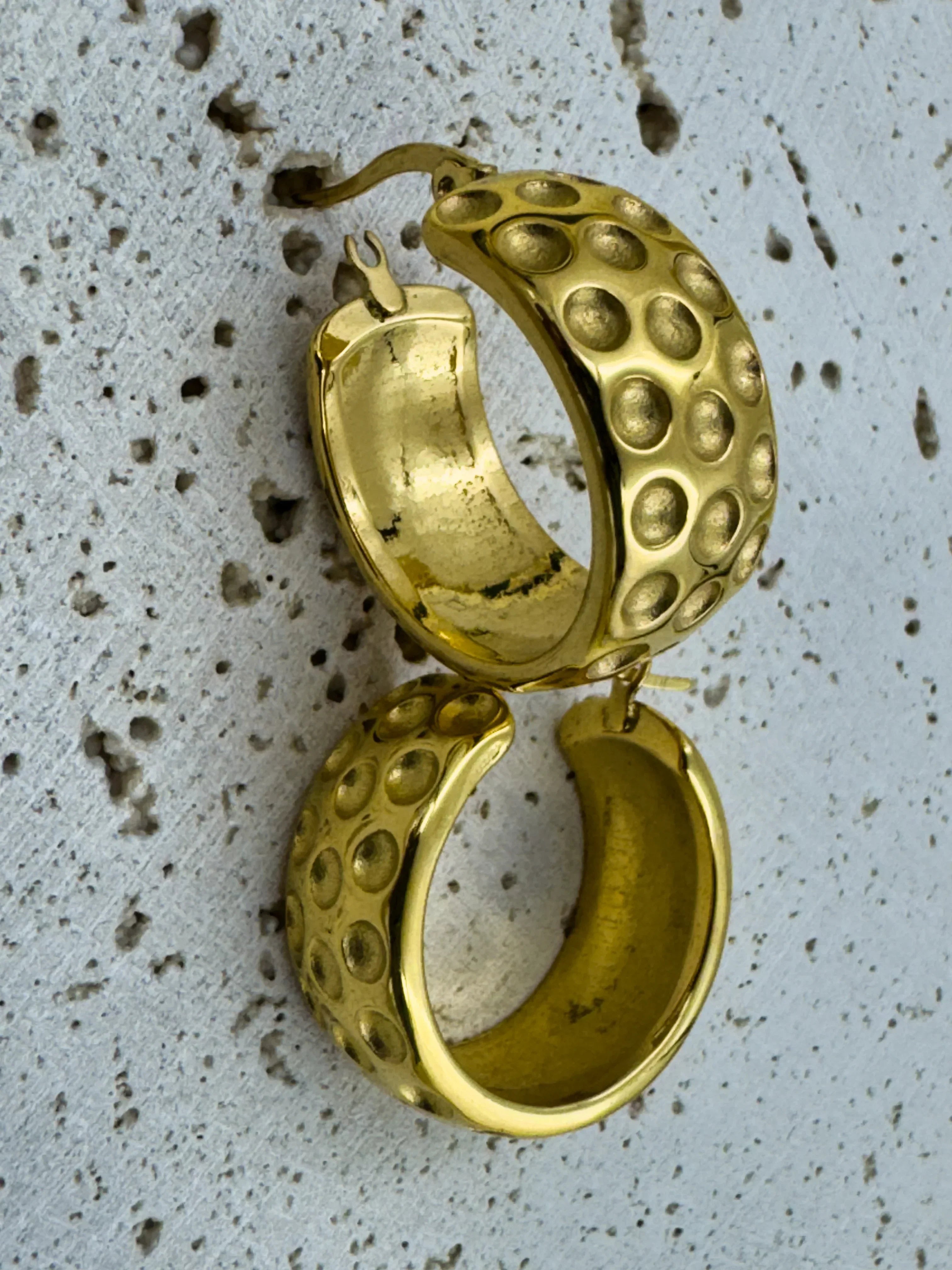 Luna Dots Earrings - XtraSleek