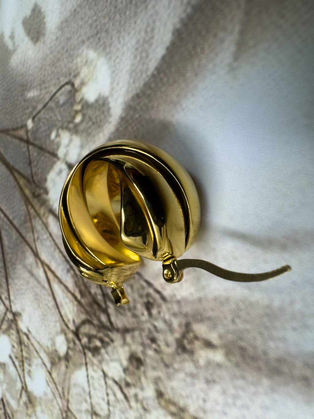 U Shape Lines Earrings - XtraSleek