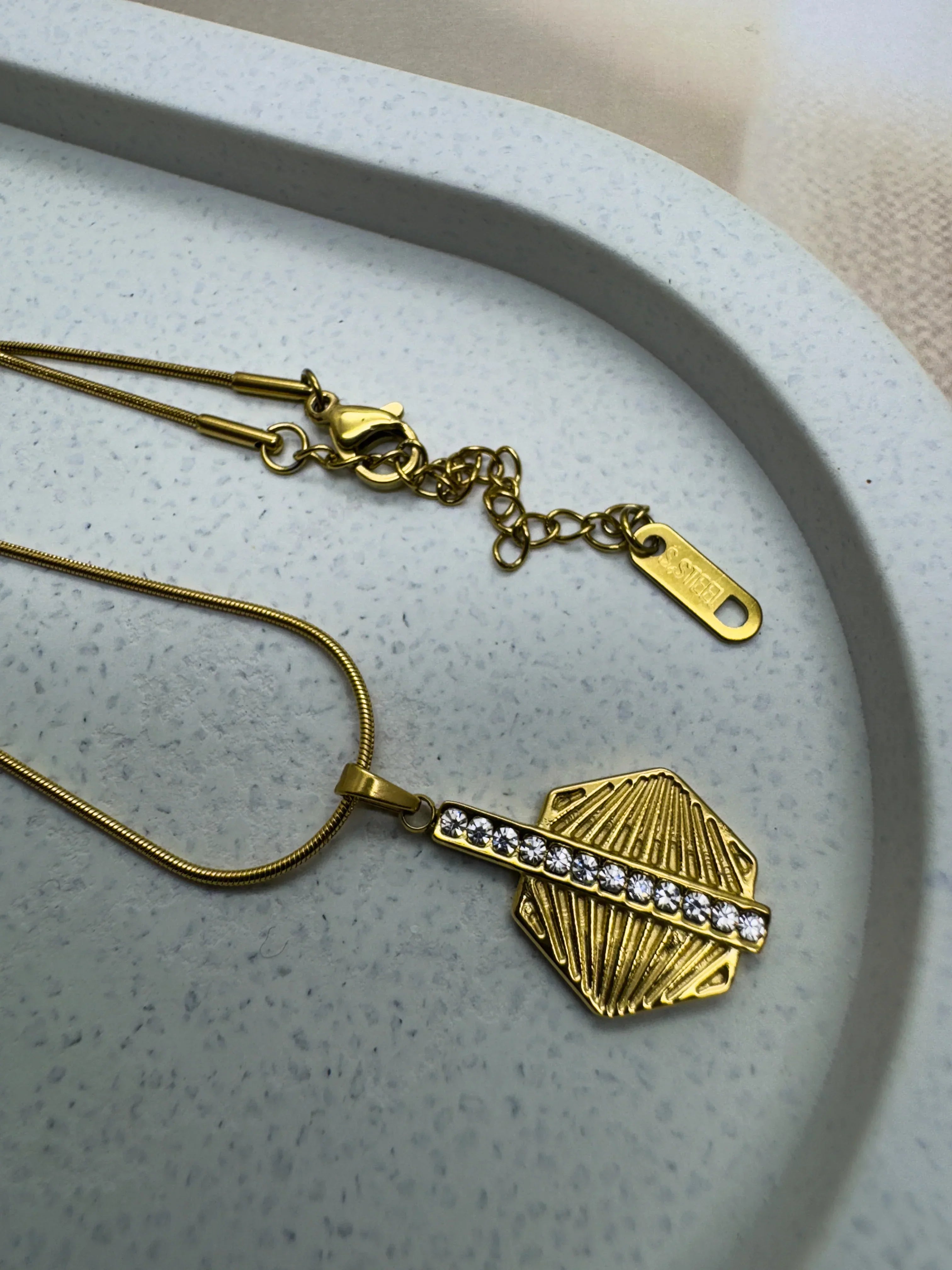 Hexa Glow Necklace - XtraSleek